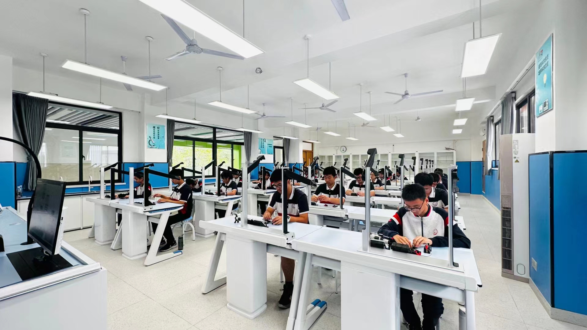 產品落地武漢鄭店中學